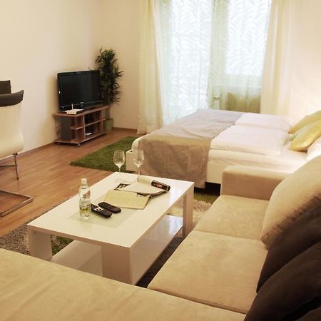 Apartment Quellenstrasse Vienna Esterno foto